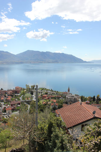Gro&szlig;e Sonnenterrasse